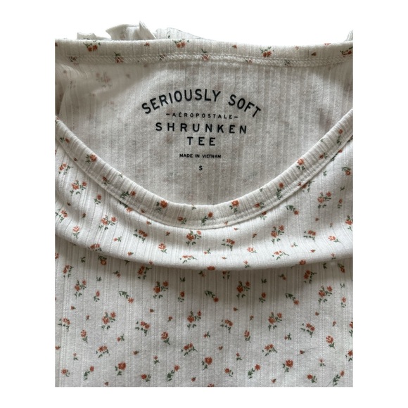 Aeropostale Floral Long Sleeve Ribbed Tee, Size Small - Picture 3 of 3